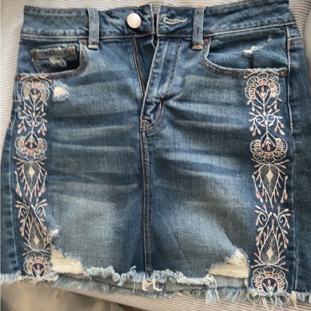 American Eagle, stretchy high rise skirt, size 4